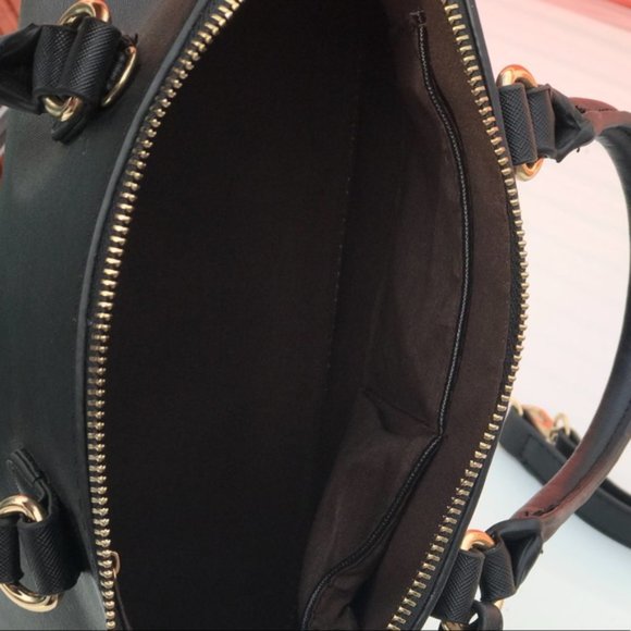 Black Drs. Satchel w/ Crossbody Adjustable Strap - Picture 7 of 8